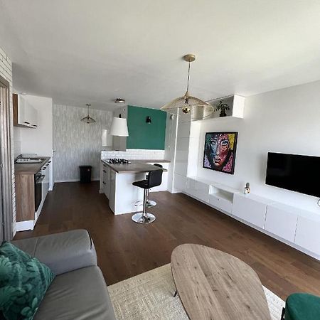 Appartement Accueillant, Tres Bien Situe Nantes Buitenkant foto