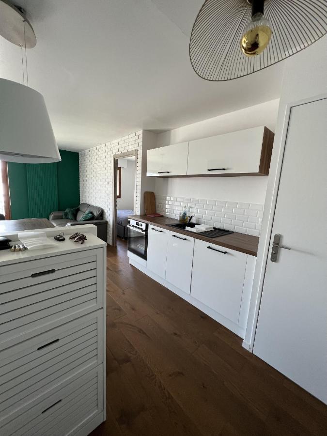 Appartement Accueillant, Tres Bien Situe Nantes Buitenkant foto